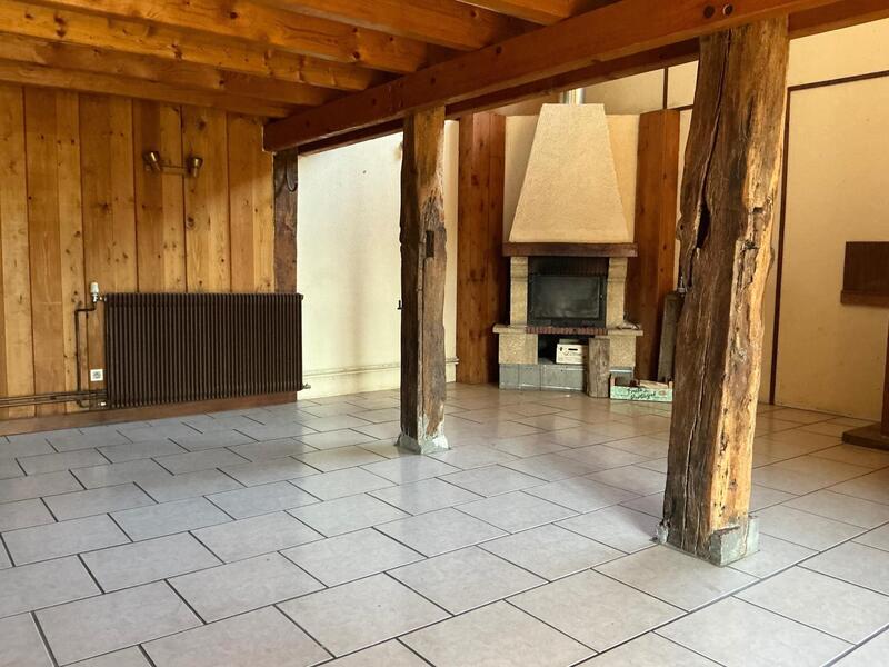 Maison - 195 m² - 7 pièces