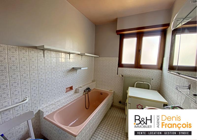 Maison - 245 m² - 7 pièces