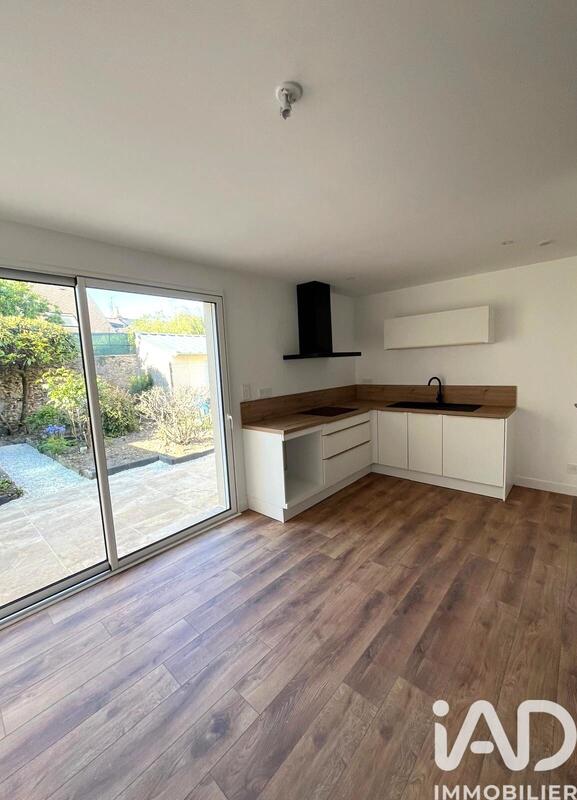 Maison - 96 m² - 4 pièces