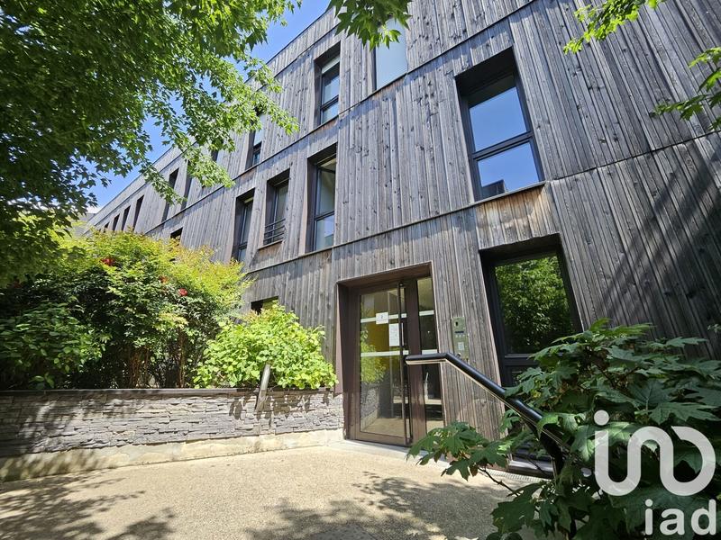 Appartement - 94 m² - 5 pièces