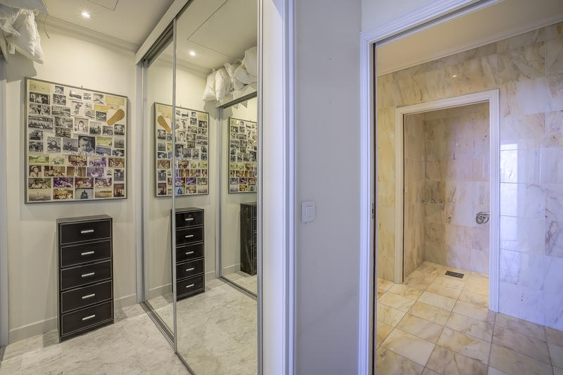 Appartement - 102 m² - 2 pièces