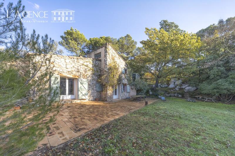 Maison - 160 m² - 5 pièces