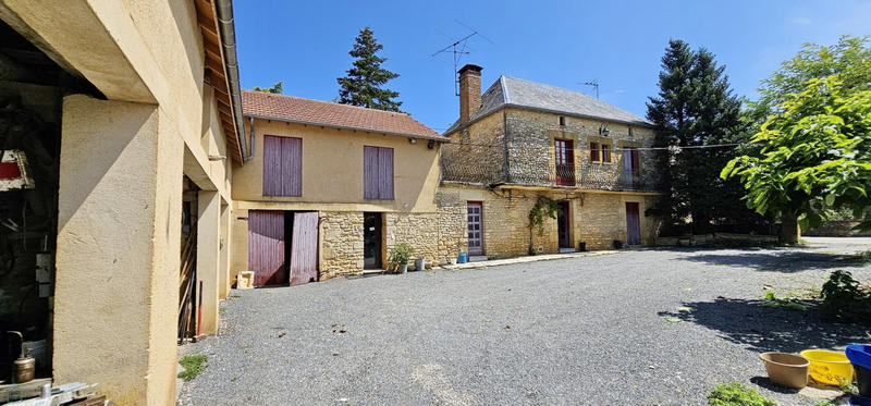 Maison - 200 m² - 6 pièces