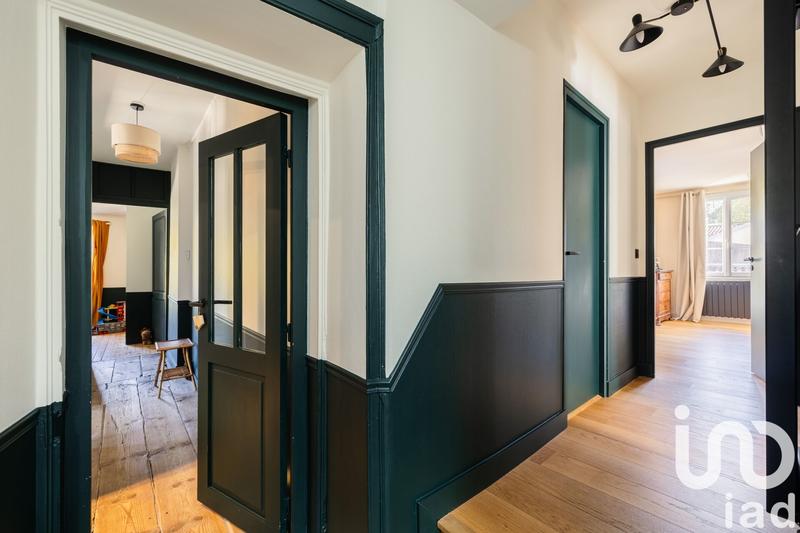 Maison - 300 m² - 7 pièces