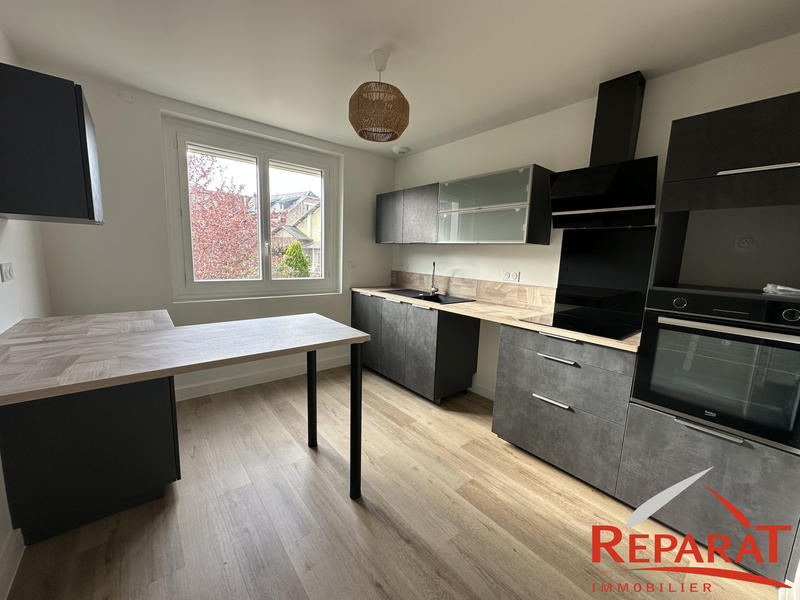 Appartement - 101 m² - 4 pièces