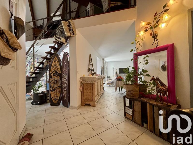 Maison de maîtres - 180 m² - 6 pièces