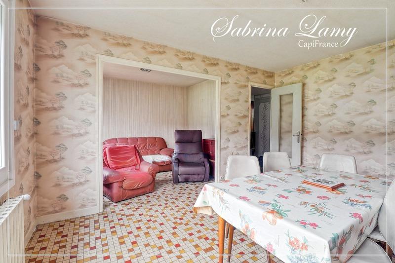 Maison - 90 m² - 5 pièces