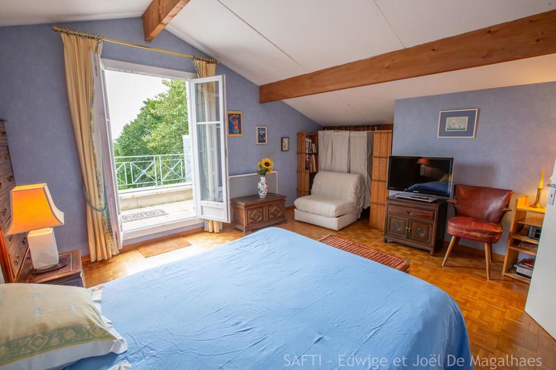 Appartement - 107 m² - 5 pièces