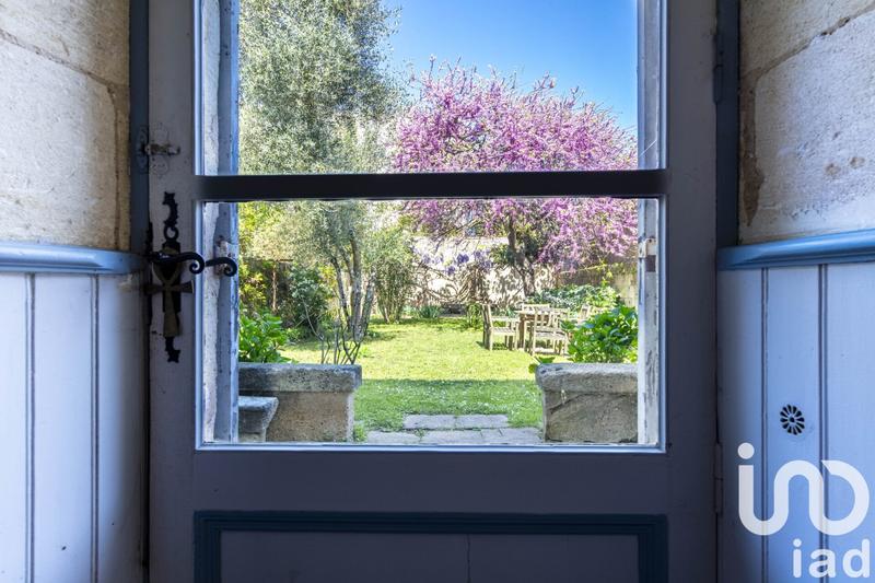 Maison - 200 m² - 8 pièces