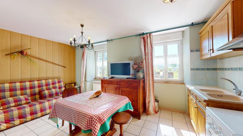 Maison - 240 m² - 11 pièces