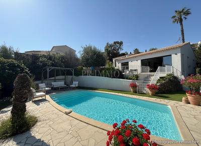 Villa - 145 m² - 5 pièces