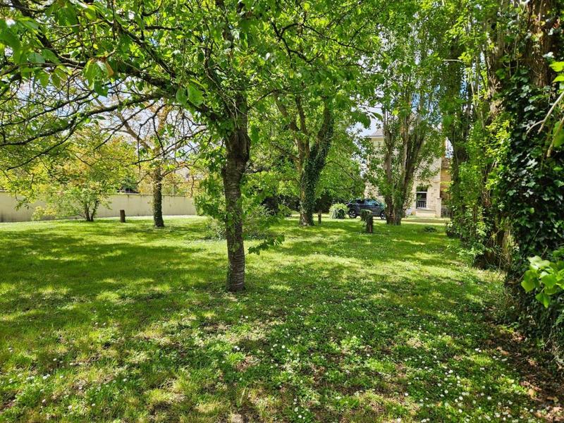 Maison - 220 m² - 10 pièces