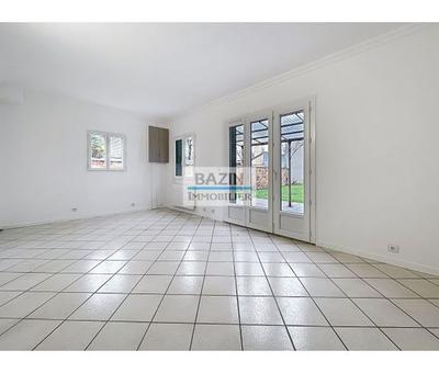 Maison traditionnelle - 101 m² - 6 pièces