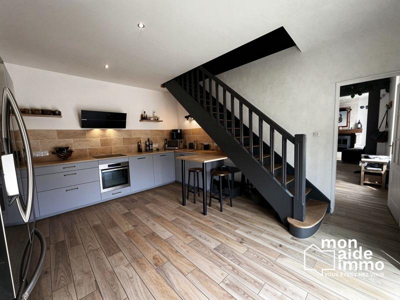 Maison - 162 m² - 6 pièces