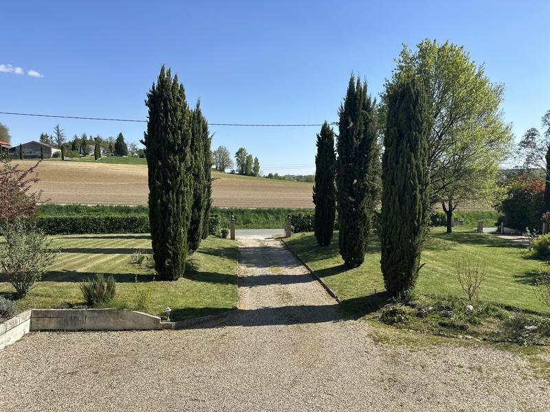 Maison traditionnelle - 100 m² - 5 pièces