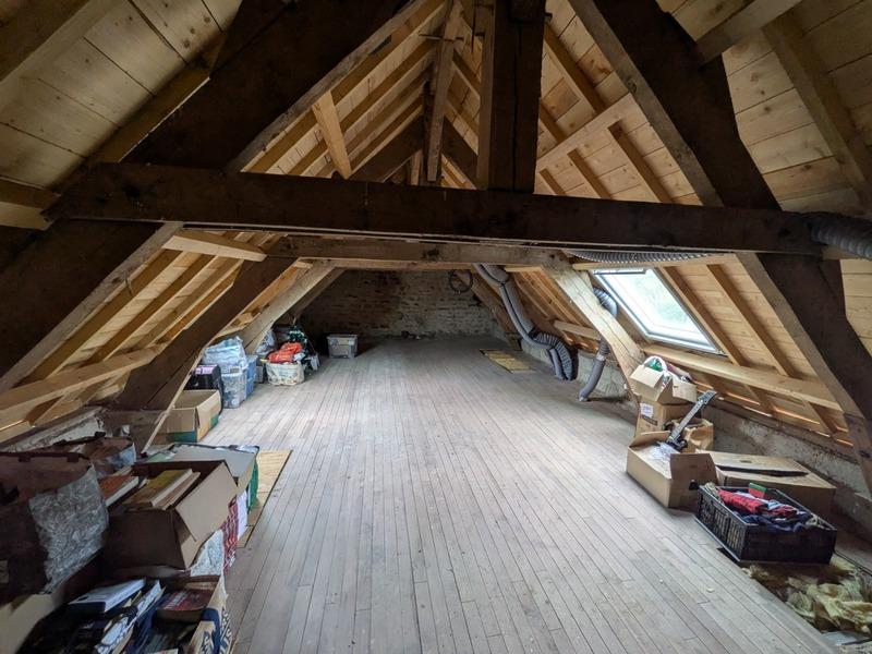 Maison - 90 m² - 3 pièces