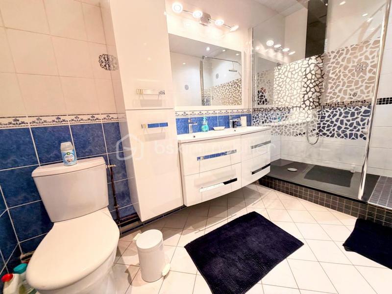 Maison - 289 m² - 12 pièces