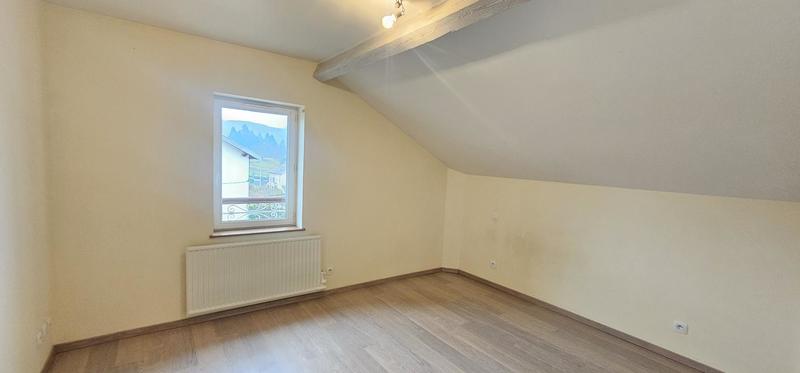 Maison - 102 m² - 4 pièces
