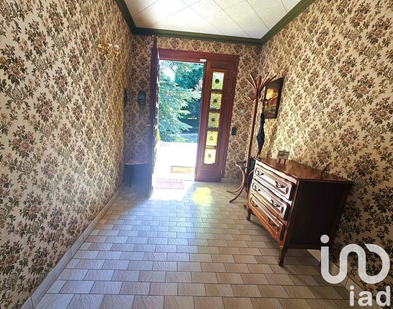 Maison - 225 m² - 8 pièces