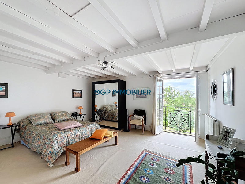 Ferme - 325 m² - 6 pièces