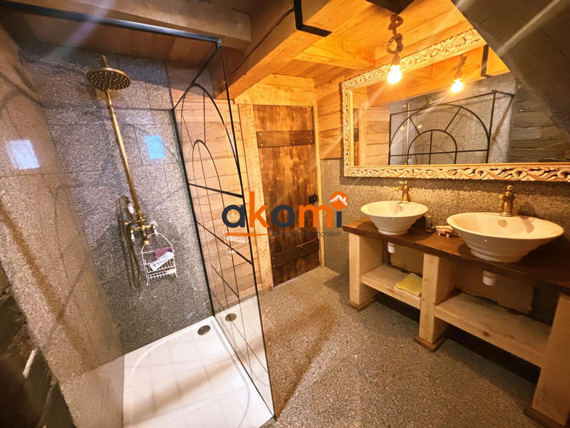 Châlet - 100 m² - 4 pièces