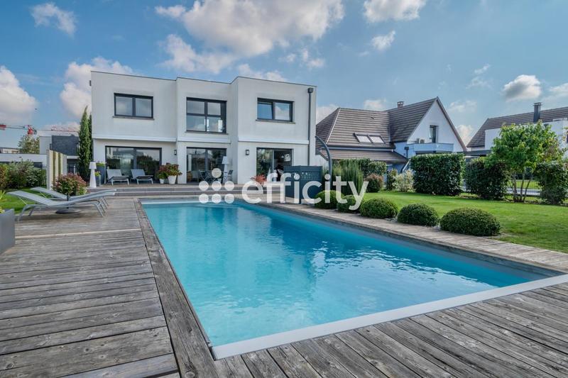 Maison - 128 m² - 4 pièces