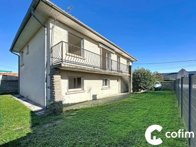 Maison traditionnelle - 150 m² - 6 pièces