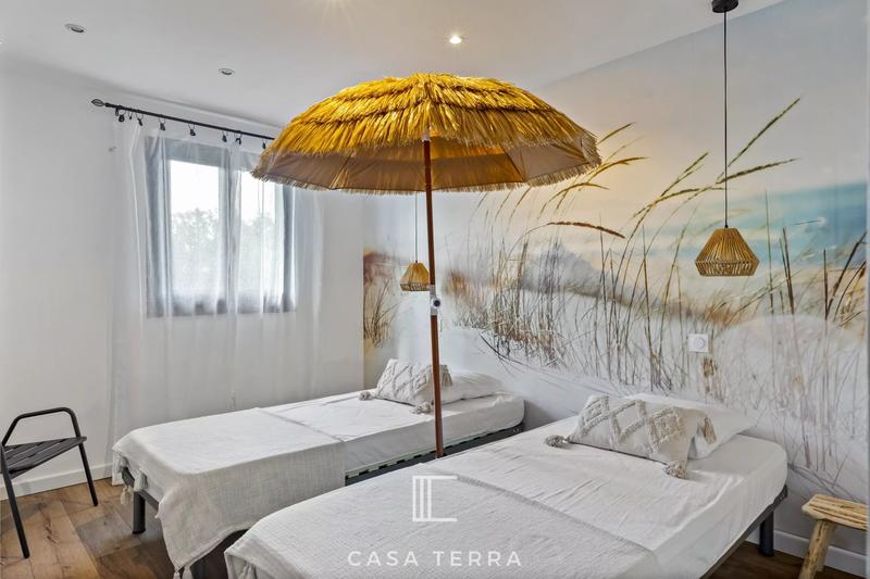 Villa - 269 m² - 11 pièces