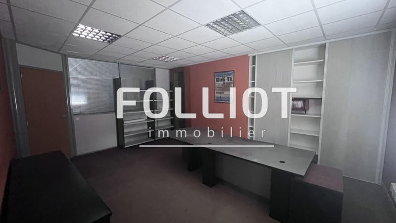 Local commercial - 680 m²