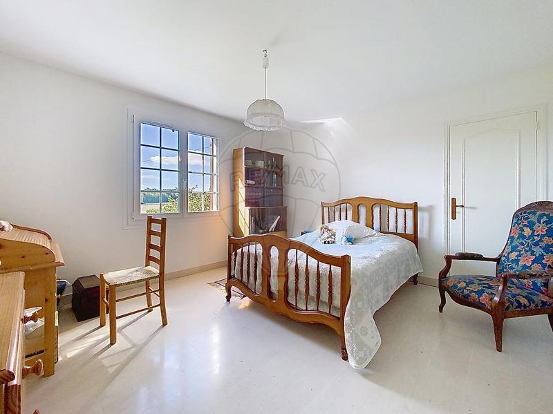 Maison - 175 m² - 7 pièces