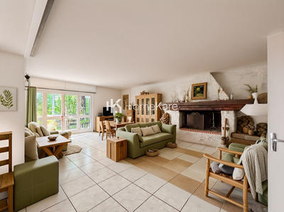 Maison - 270 m² - 9 pièces