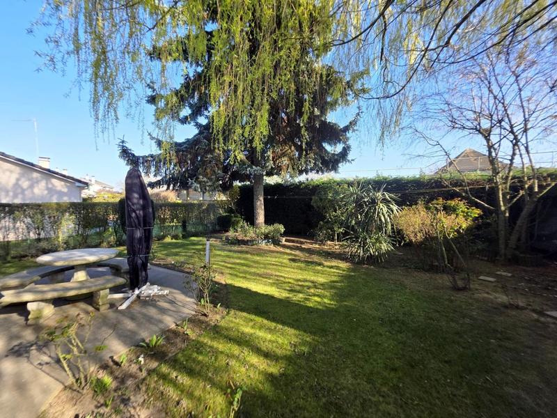 Maison - 110 m² - 6 pièces