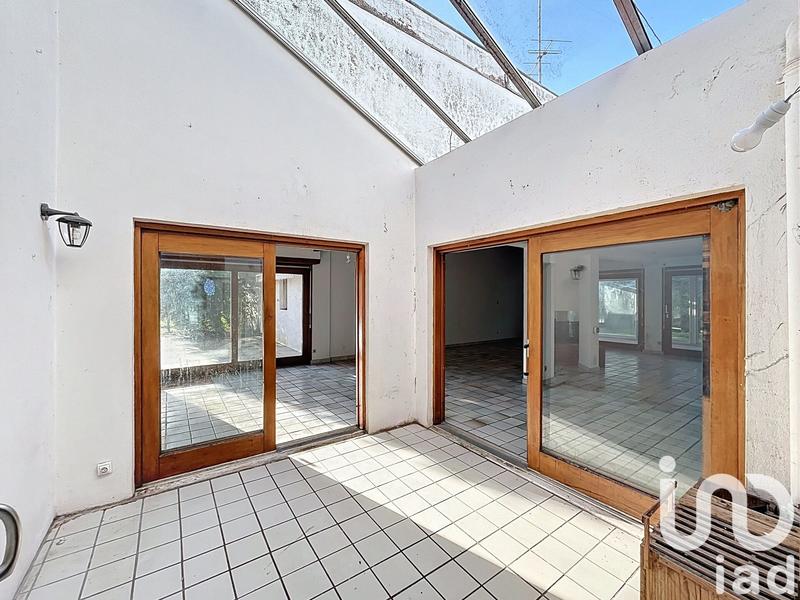 Maison - 260 m² - 5 pièces