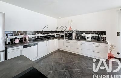 Maison - 133 m² - 5 pièces