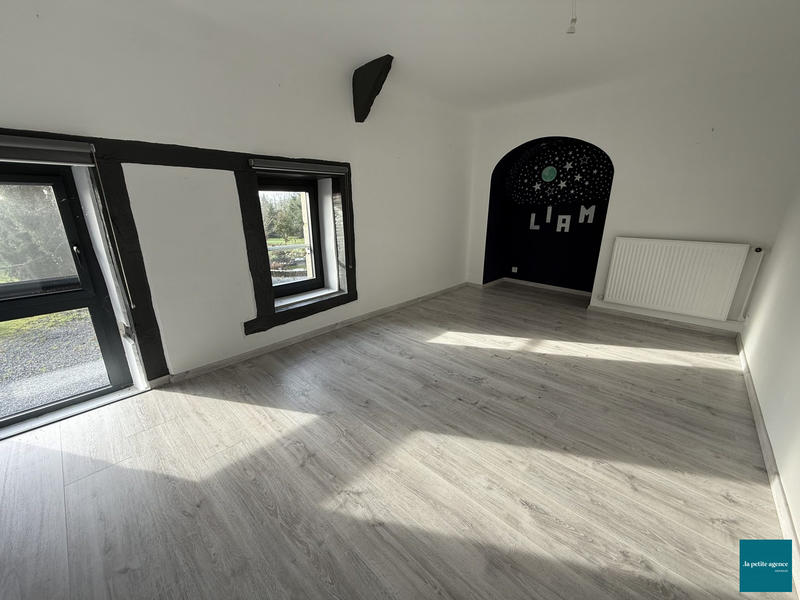 Maison - 254 m² - 6 pièces