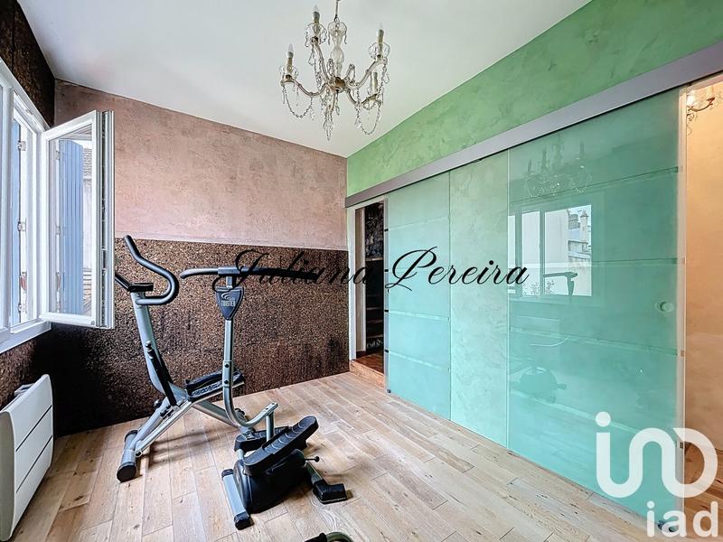 Maison - 177 m² - 9 pièces