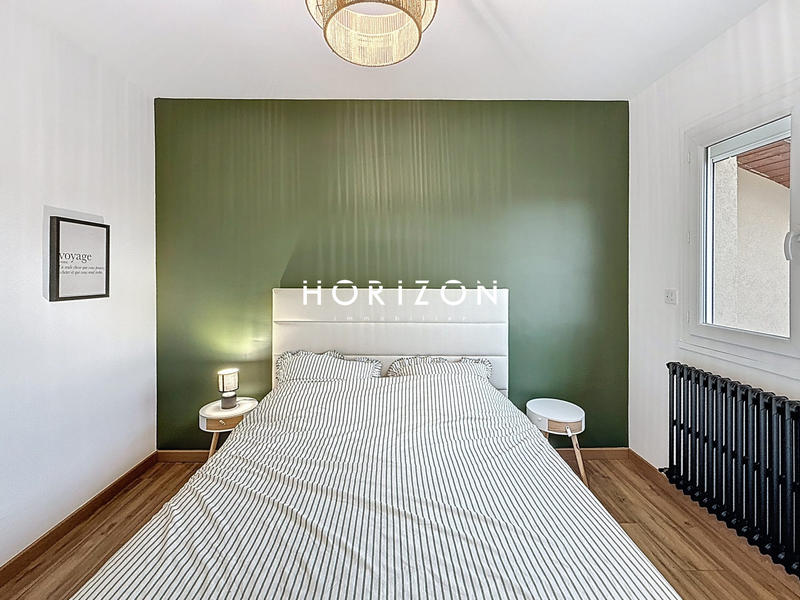 Maison traditionnelle - 82 m² - 4 pièces