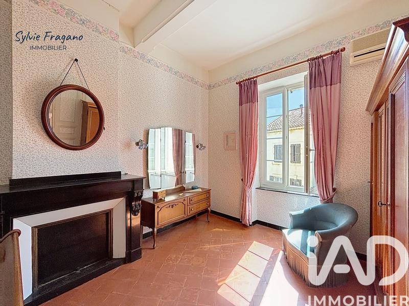 Maison de village - 180 m² - 6 pièces