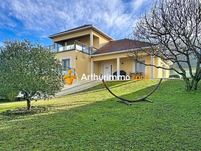 Maison - 139 m² - 5 pièces