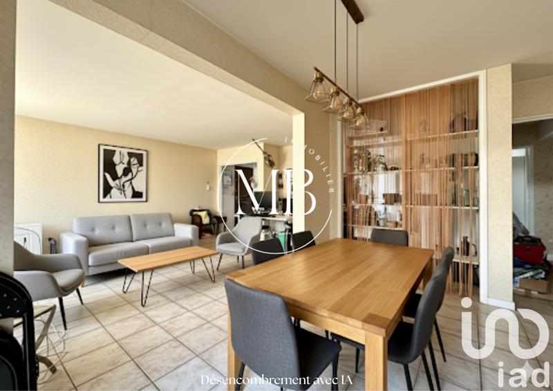 Appartement - 100 m² - 5 pièces