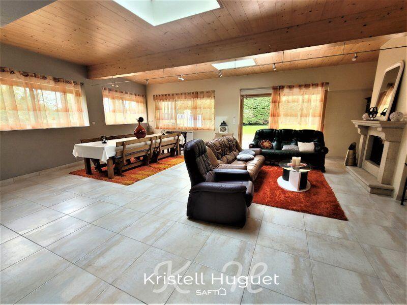 Maison - 194 m² - 7 pièces