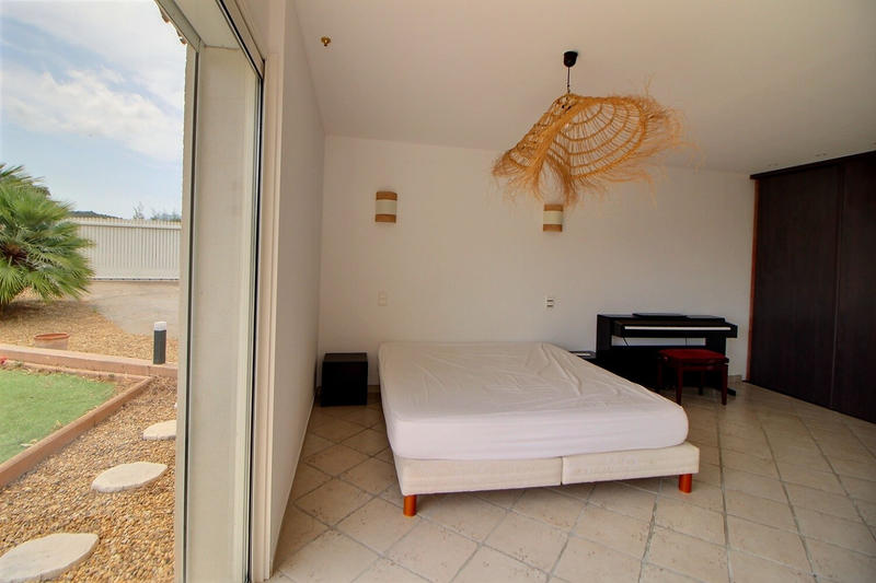 Appartement - 220 m² - 5 pièces