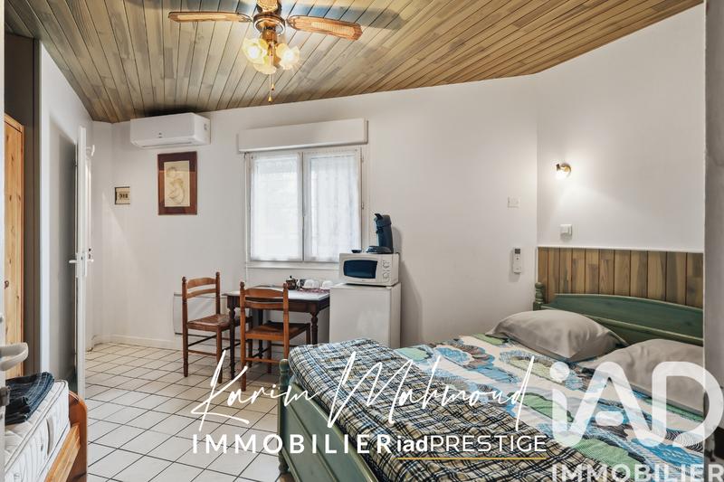 Maison - 260 m² - 7 pièces