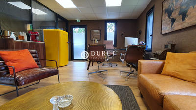 Bureau - 148 m²