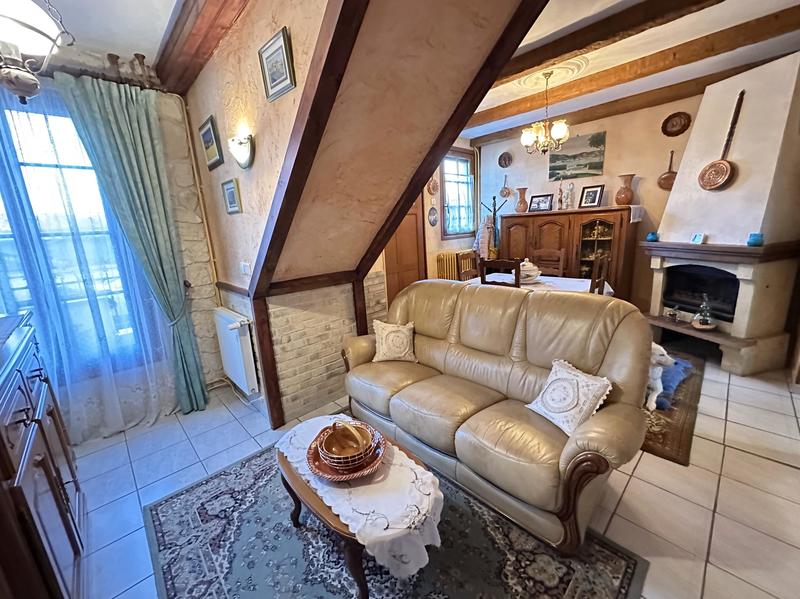 Maison - 87 m² - 4 pièces