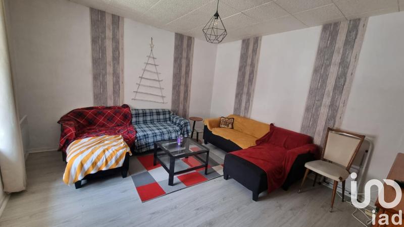 Maison - 98 m² - 5 pièces