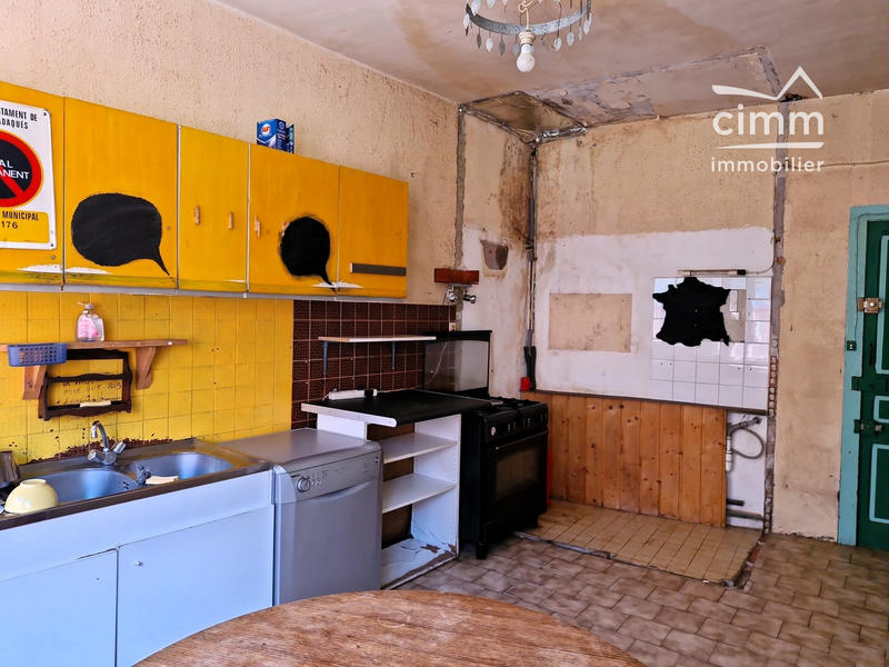 Maison - 217 m² - 7 pièces