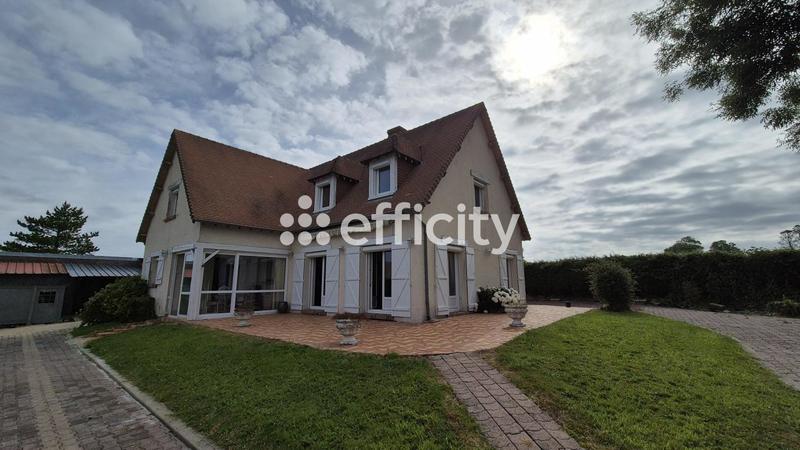 Maison - 200 m² - 8 pièces