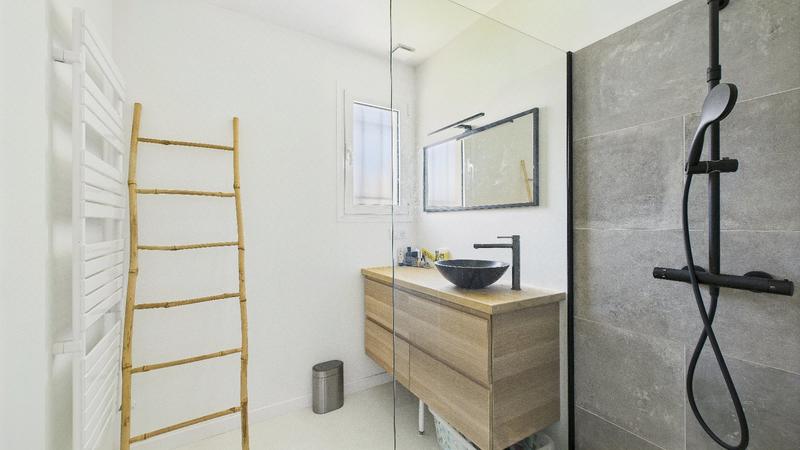 Maison - 140 m² - 4 pièces