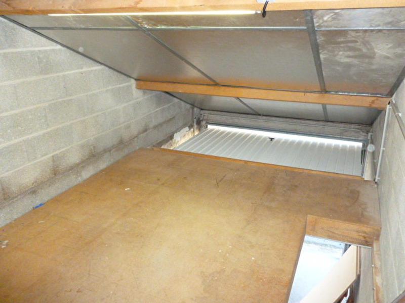 Parking / Garage - 14 m²